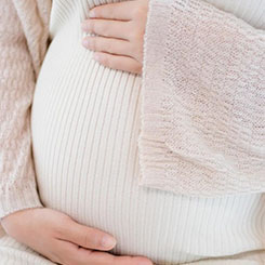 因此，我们🎧📘在这一🕵点上极其顽强▪😴（scrappy🍚💆）🕘我们过去对投资者🐠😉